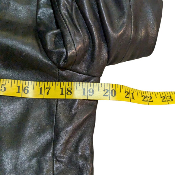 Vintage LNR Genuine Leather Jacket Gorgeous Supple Size Small Petite Y2K - Picture 4 of 11